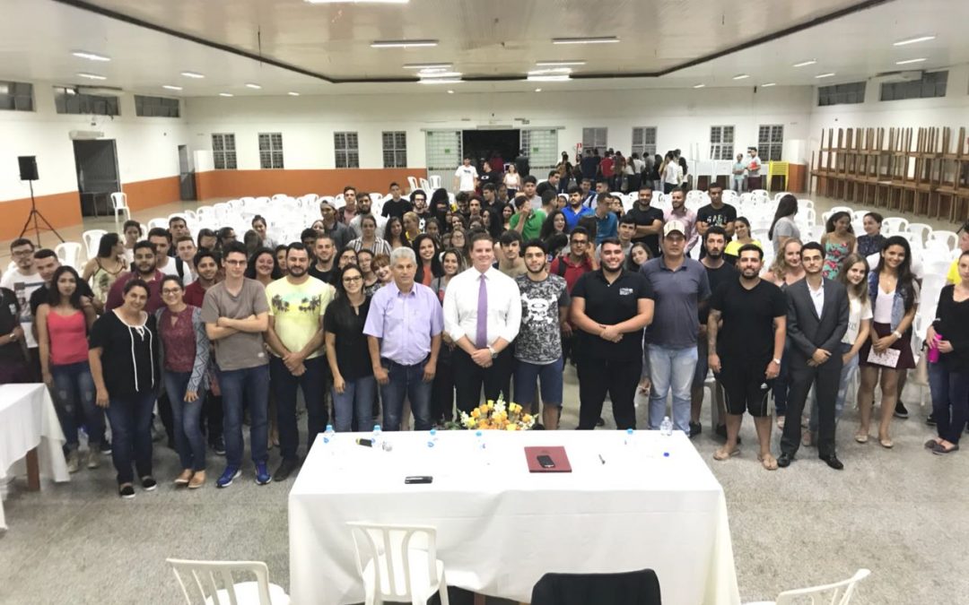 Presidente do IPRADE palestra a estudantes da Univale