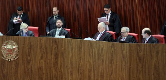 Cláusula de barreira será aplicada a partir do dia 1° de fevereiro