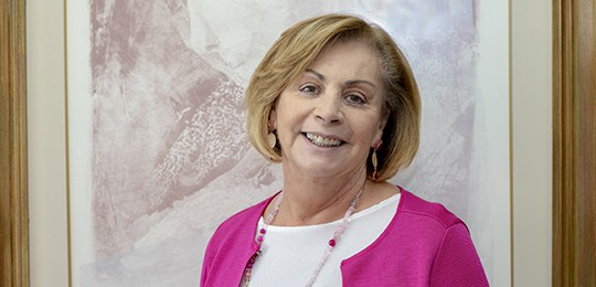 Dia da Mulher: primeira e única magistrada a presidir o TRE-PR, desembargadora Regina Portes