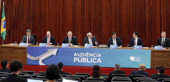 Manifestações de entidades encerram audiência pública no TSE