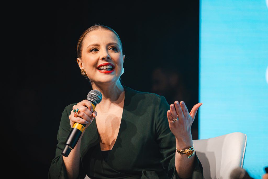 Ana Carolina de Camargo Clève
